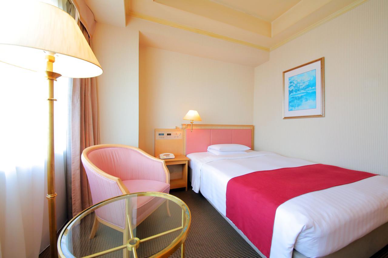 พาเลซ โฮเต็ล ทาชิกาว่า Hotel ทาชิคาวะ ภายนอก รูปภาพ